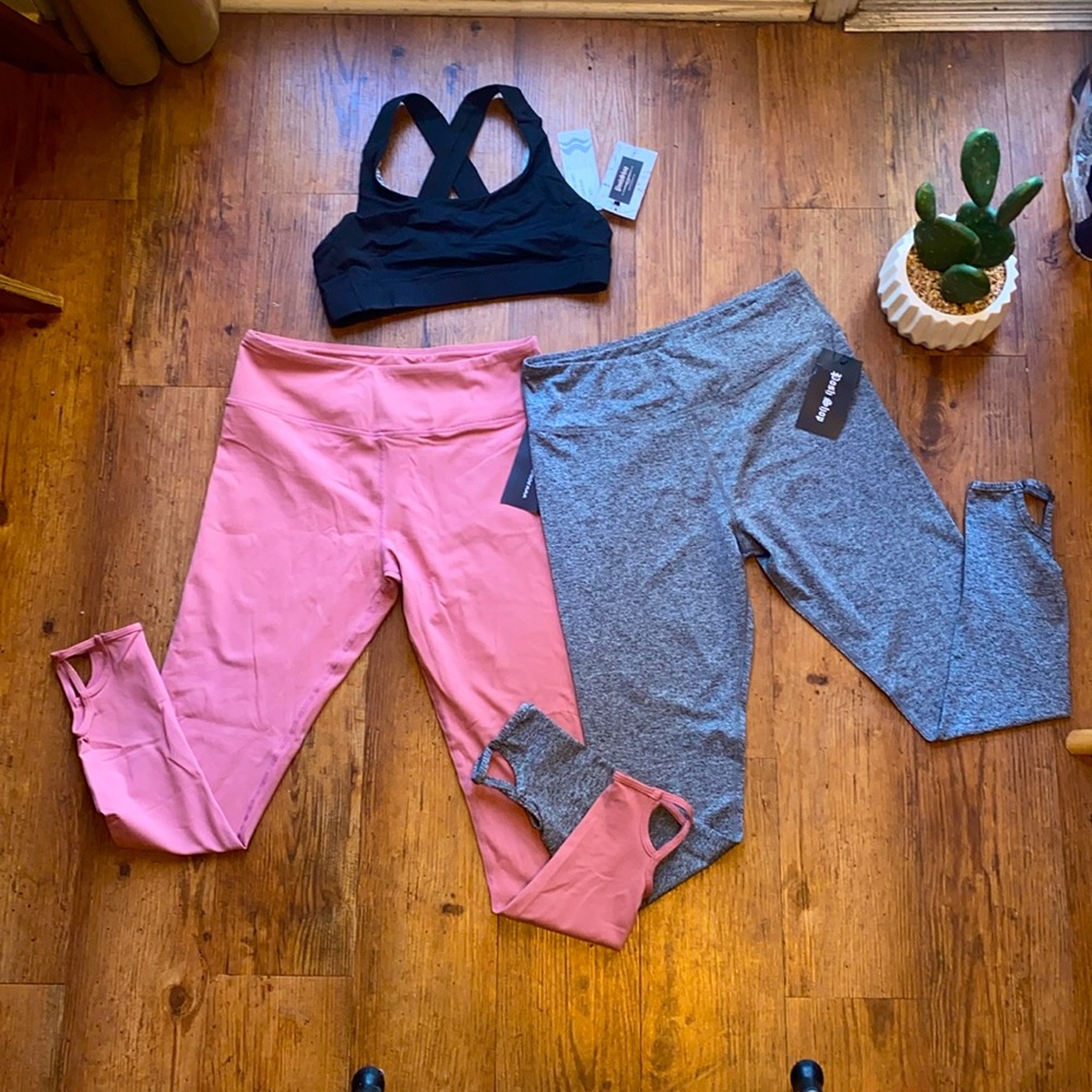 Workout set leggings and sport bra